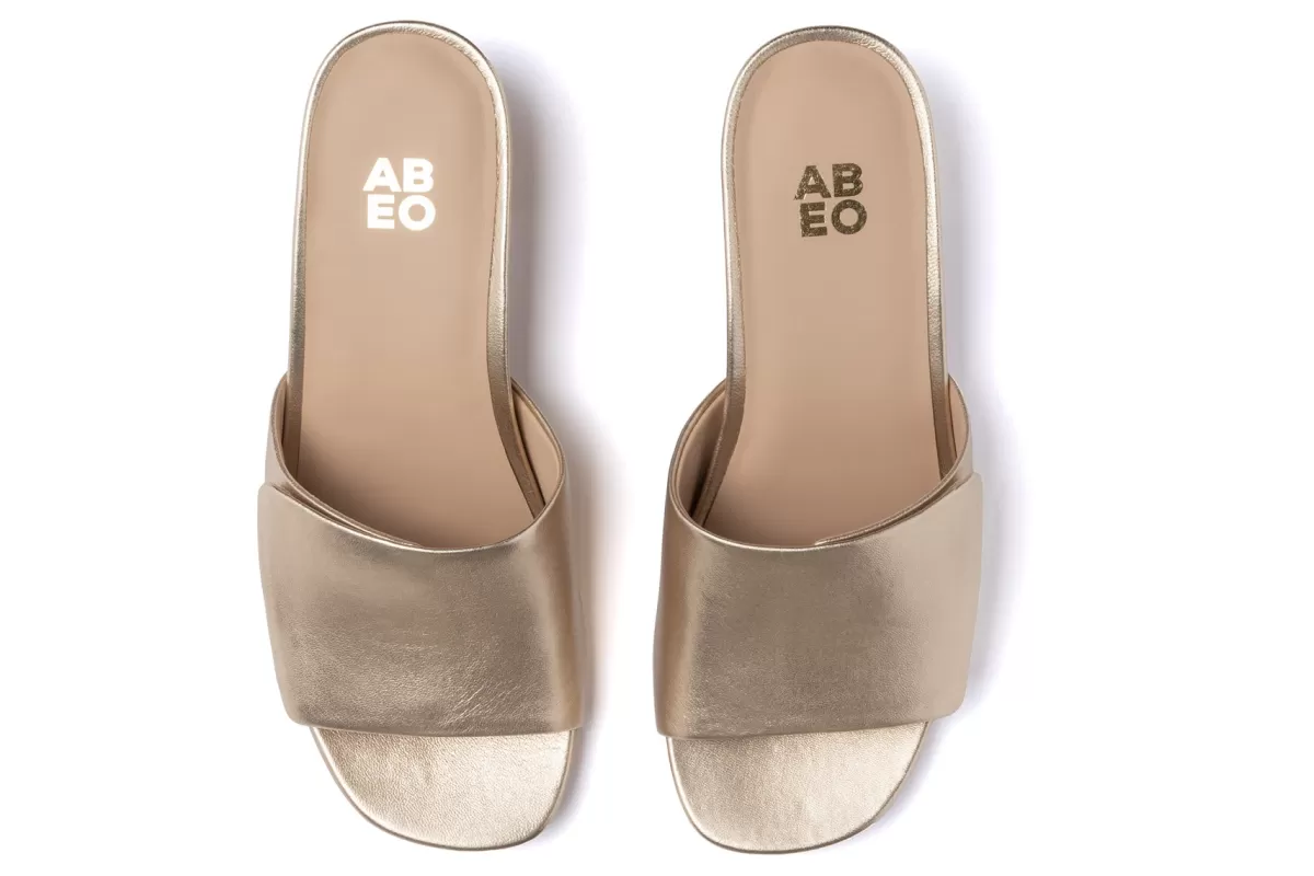 Shop Avenue Slide Women Standard | Education