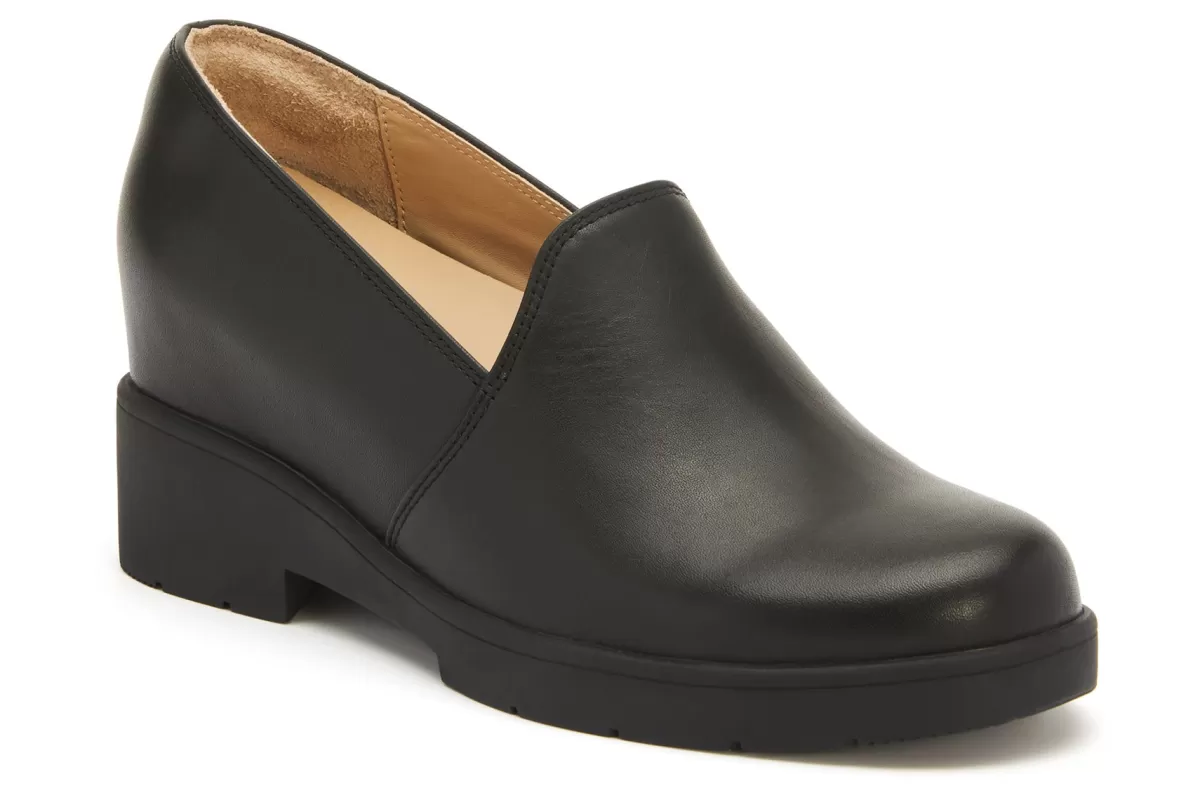 Online Horizon Slip On Women Standard | Education