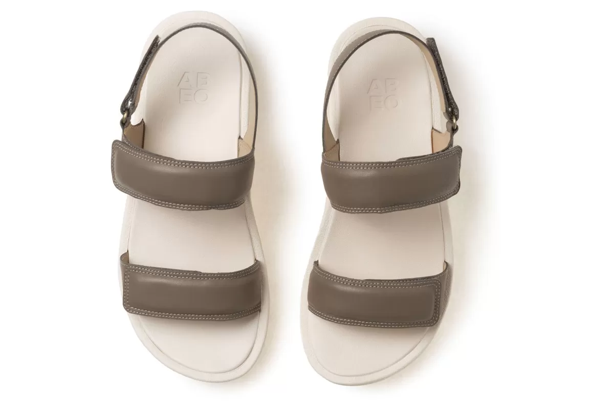 New Paseo Sandal Women Standard | Education