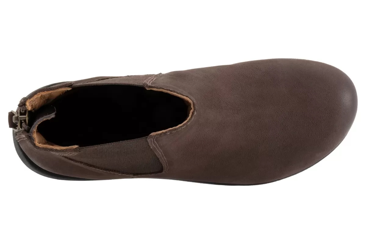 Shop Albany Women Wide | Narrow