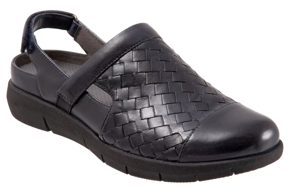 Fashion Salina Woven II Women Standard | Extra Wide