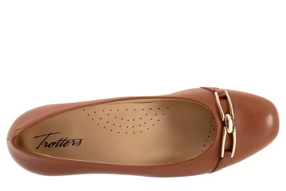 New Dakota Women Wide | Standard